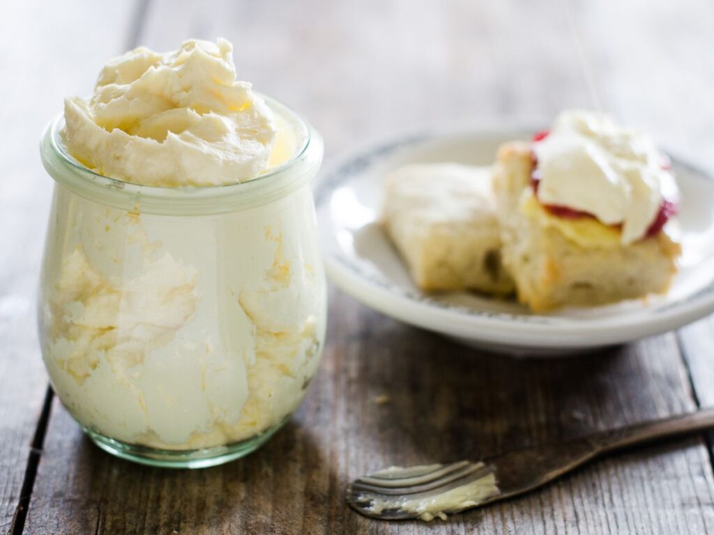 What Can You Use as an Alternative to Clotted Cream