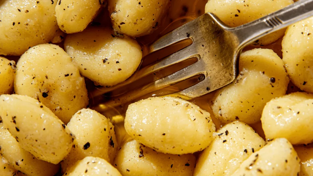 What does gnocchi taste best with